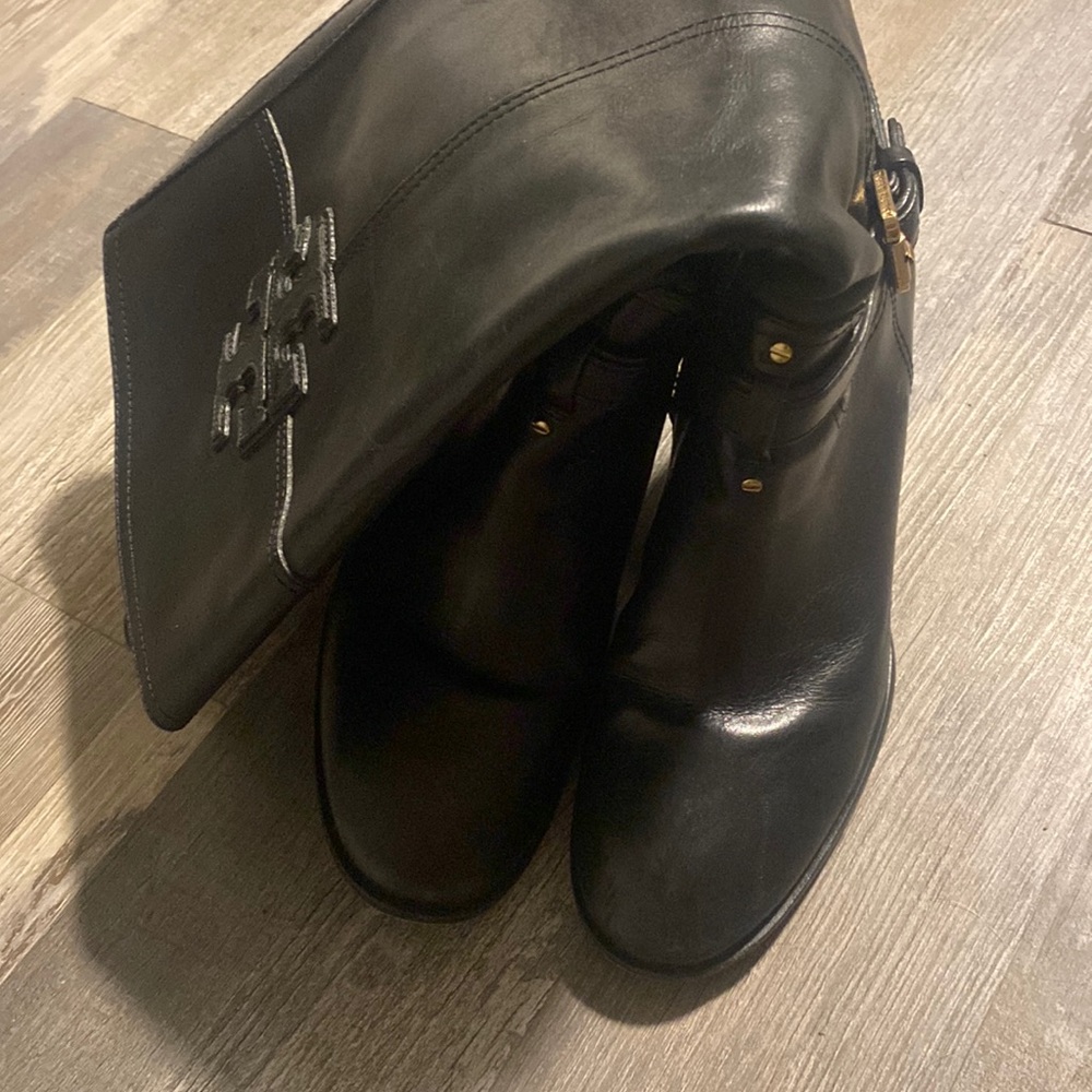 Tory Burch leather boots.. in good used condition. Look at pictures